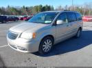 Chrysler Town & Country Touring Image 7