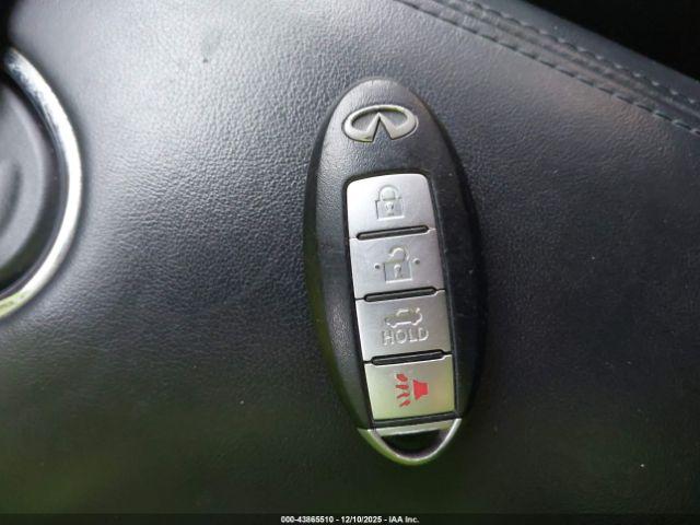 INFINITI G37x Image 9