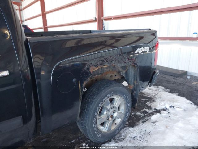 Chevrolet Silverado 1500 Lt Image 16