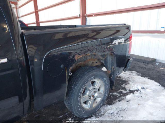 Chevrolet Silverado 1500 Lt Image 16