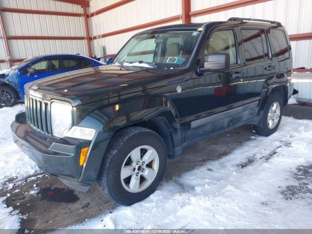 Jeep Liberty Sport Image 3