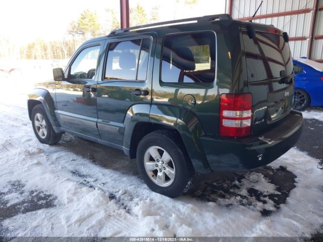 Jeep Liberty Sport Image 9