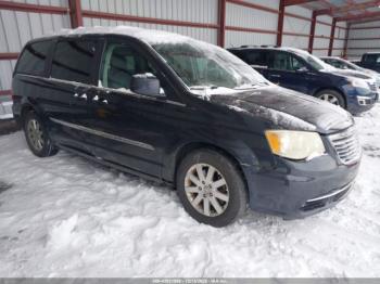  Salvage Chrysler Town & Country