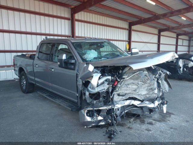 Ford F-250 Lariat Image 14