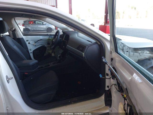 Volkswagen Jetta 1.5t S Image 10