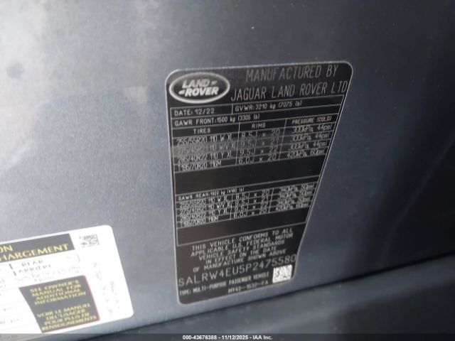 Land Rover Discovery P360 Metropolitan Edition Image 12