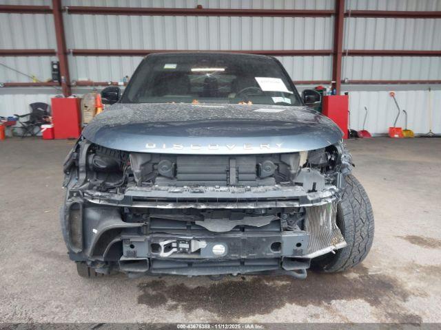 Land Rover Discovery P360 Metropolitan Edition Image 5