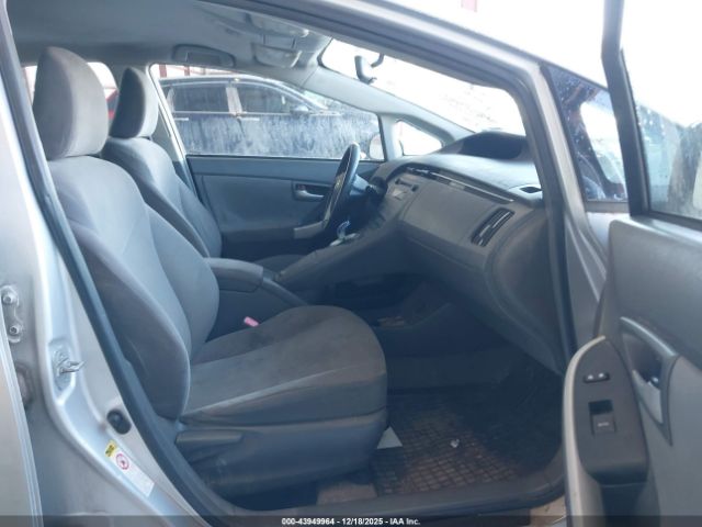 Toyota Prius Iii Image 11