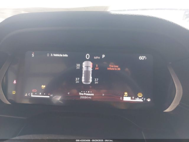 Jeep Grand Cherokee Altitude X 4x4 Image 3