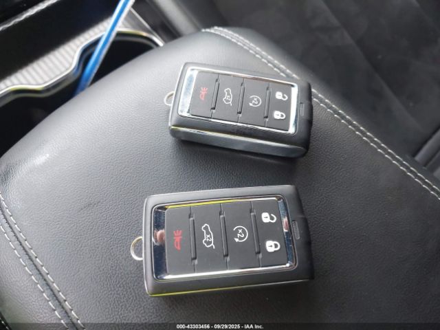 Jeep Grand Cherokee Altitude X 4x4 Image 12