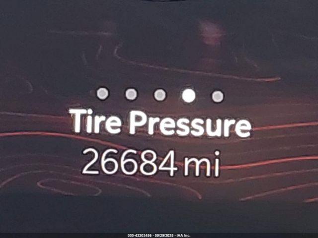 Jeep Grand Cherokee Altitude X 4x4 Image 10