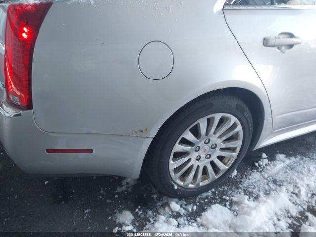 Cadillac CTS Premium Image 8