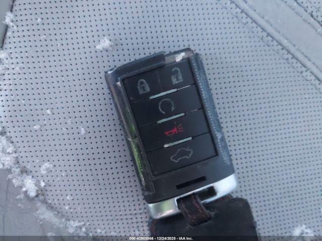 Cadillac CTS Premium Image 10