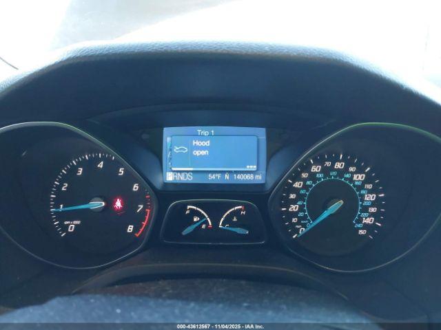 Ford Focus Se Image 10