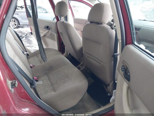 Ford Focus Zx4 Image 3