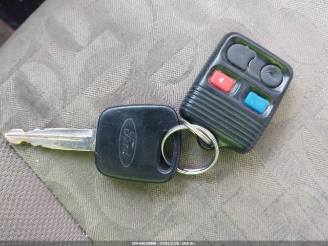 Ford Focus Zx4 Image 11