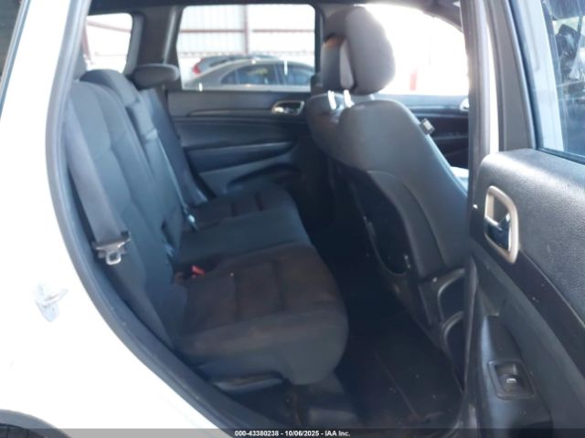 Jeep Grand Cherokee Laredo Image 14