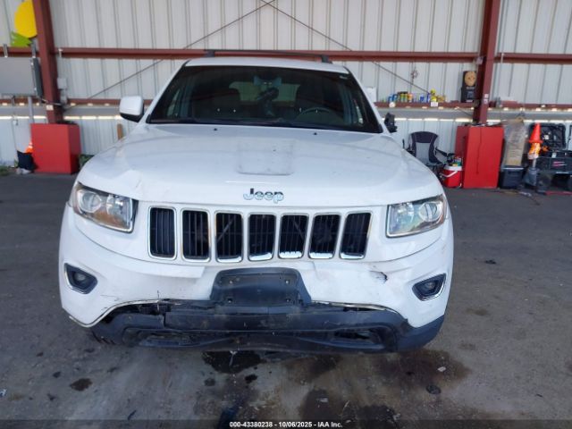 Jeep Grand Cherokee Laredo Image 9