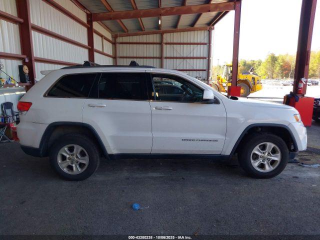 Jeep Grand Cherokee Laredo Image 8