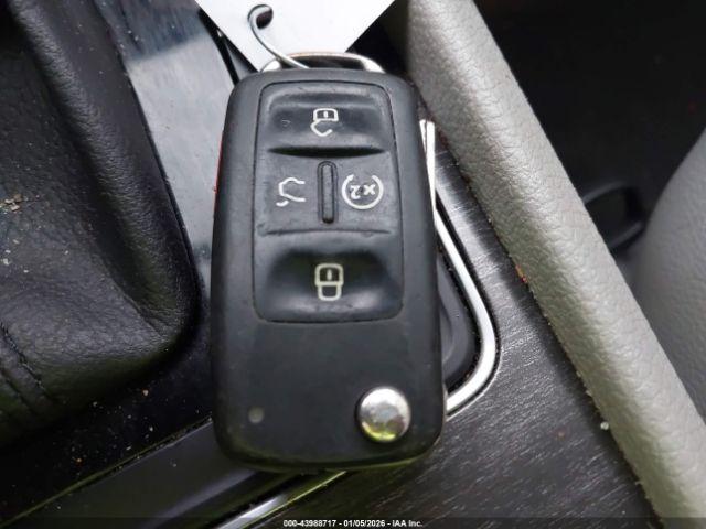 Volkswagen Passat 1.8t Se Image 6