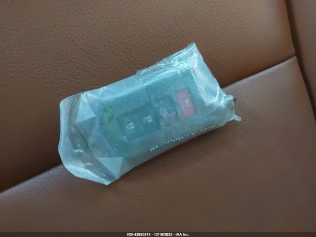 Toyota RAV4 Limited Image 6