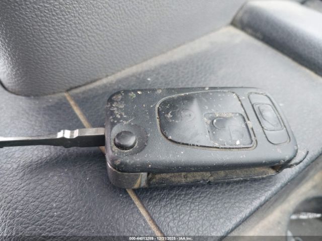 Mercedes-Benz Sprinter 2500 Normal Roof Image 5