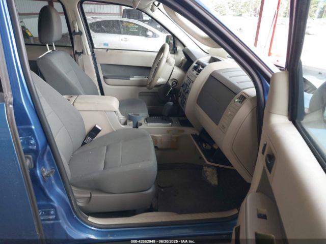 Ford Escape Xlt Image 8