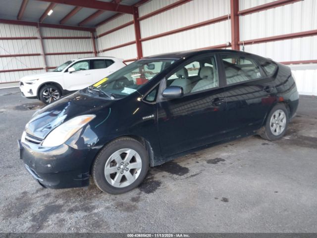 Toyota Prius Image 10