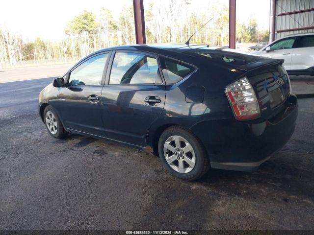 Toyota Prius Image 9