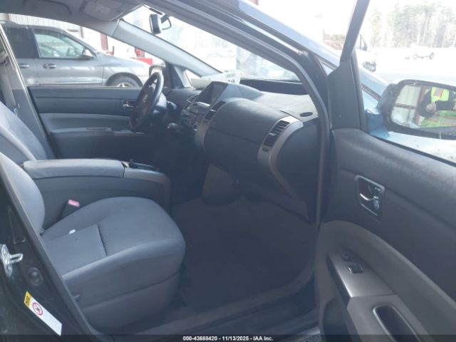 Toyota Prius Image 11