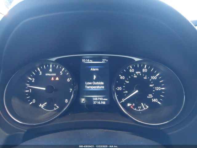 Nissan Rogue S Image 4