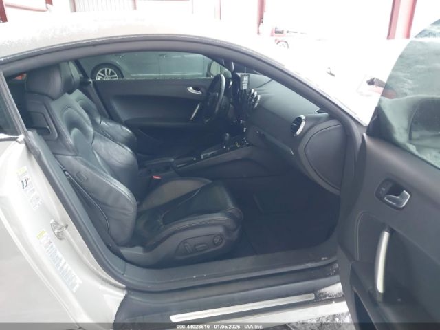 Audi TT 2.0t Image 11