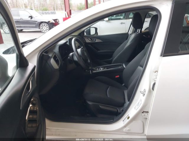 Mazda Mazda3 Sport Image 13