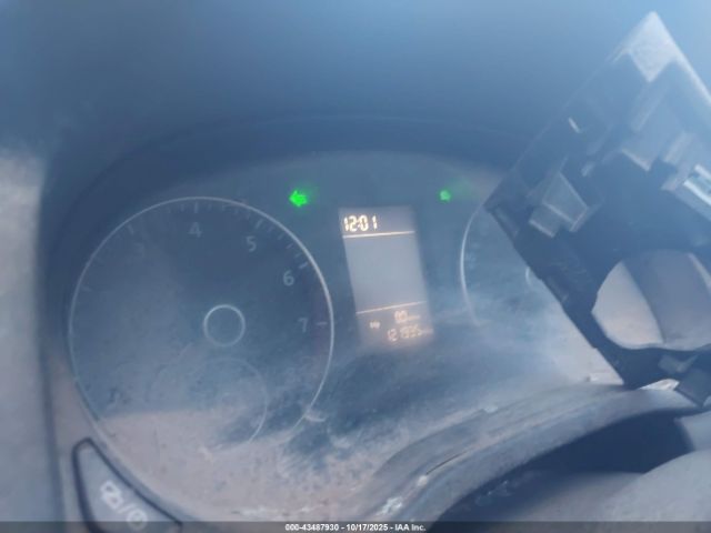 Volkswagen Passat 2.5l S Image 5